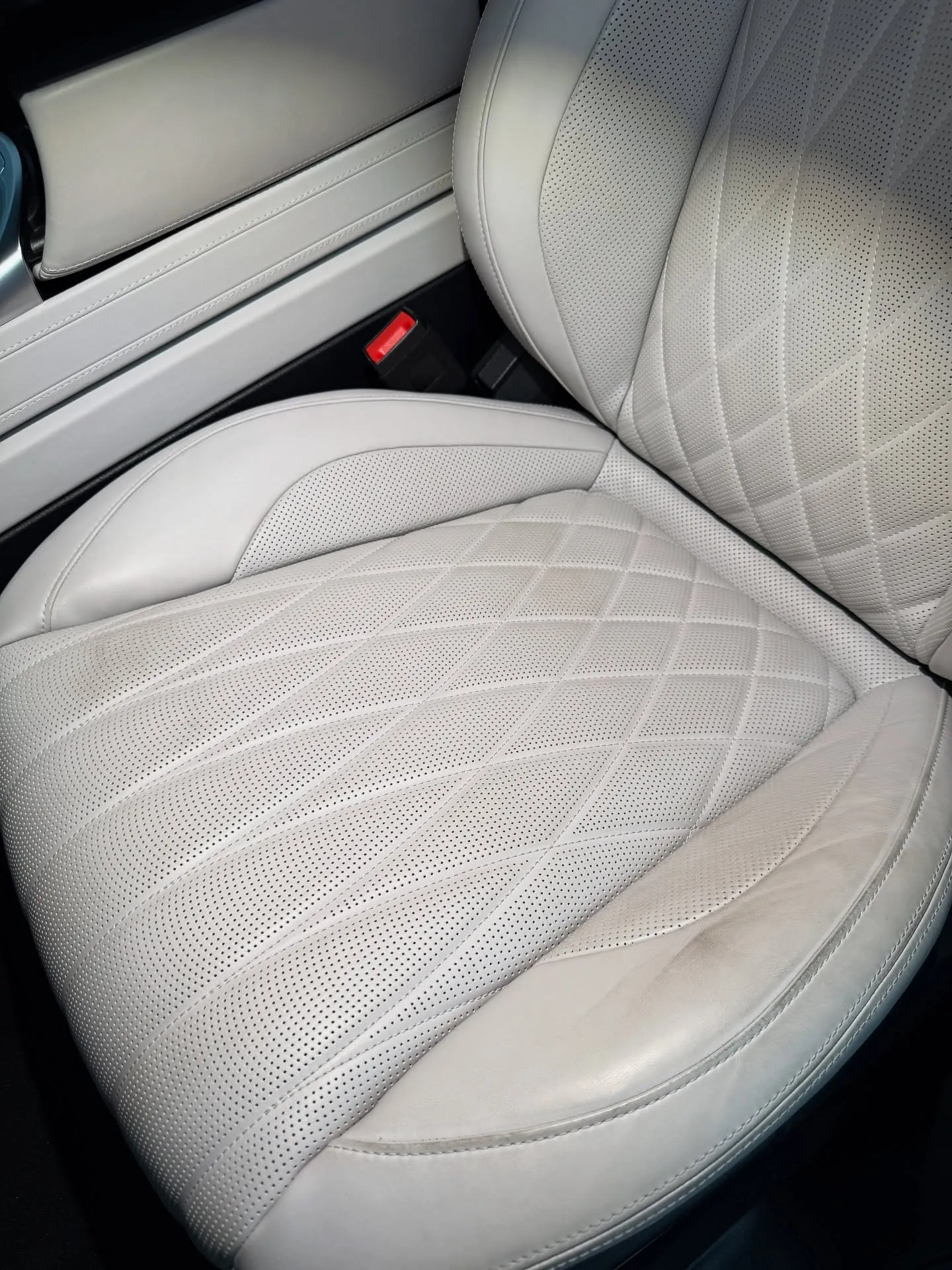 🎉🚗✨ 今回も素晴らしいお車をさらに輝かせるお手伝いをさせて...