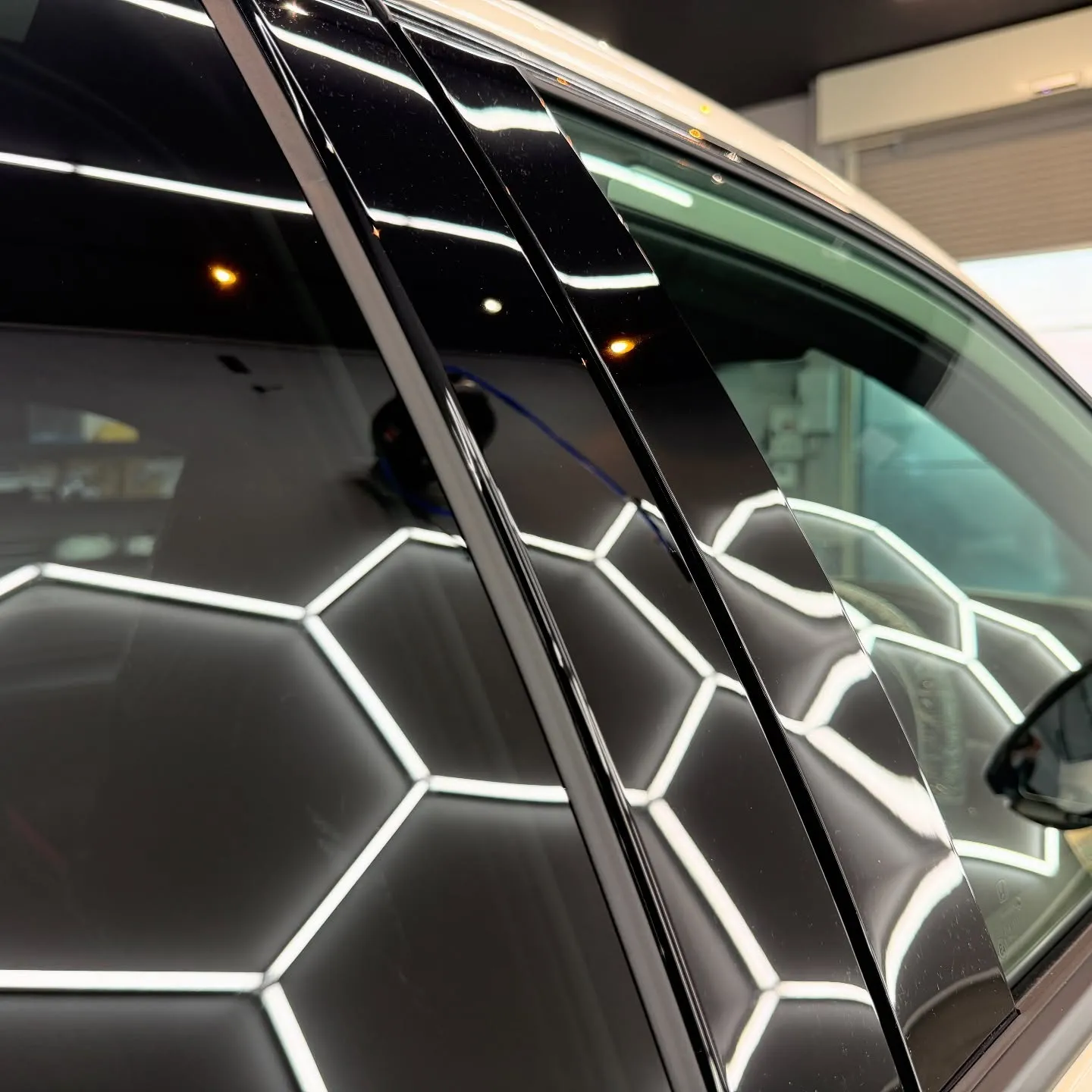 🚗✨新車のシビックタイプRをピカピカにするディテーリングを施...