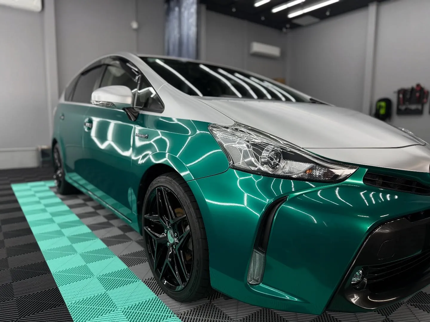 大胆かつスタイリッシュに愛車をイメチェンしてみませんか?✨💡