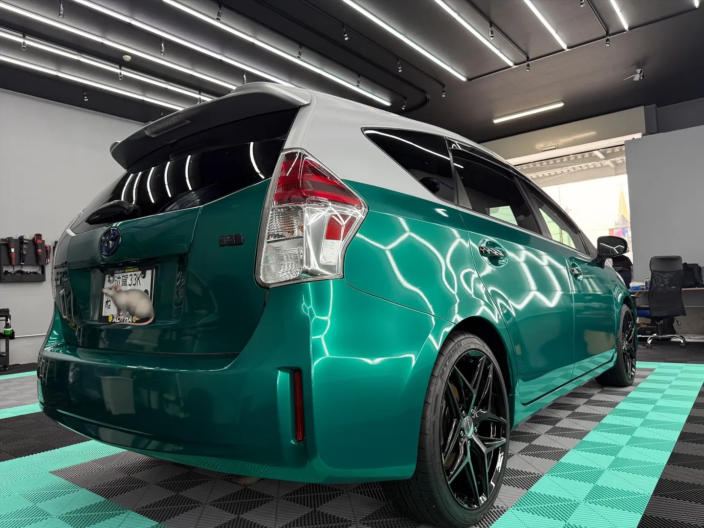 大胆かつスタイリッシュに愛車をイメチェンしてみませんか?✨💡